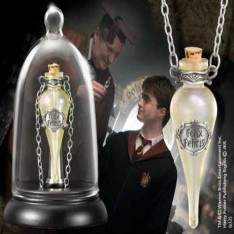 RÉPLICA THE NOBLE COLLECTION HARRY POTTER COLLAR EN CRISTAL CON CADENA POCIÓN SUERTE LÍQUIDA
